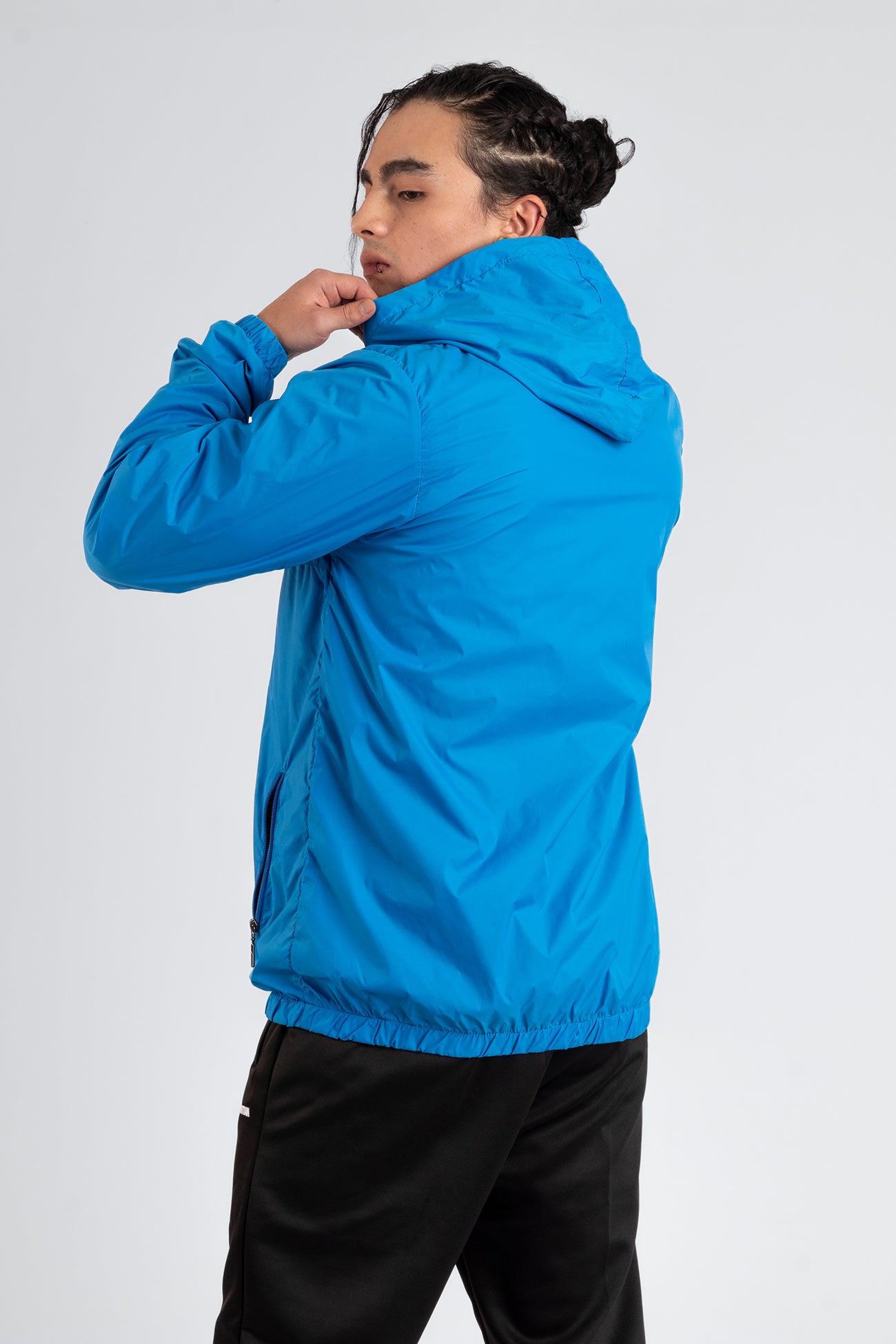 Rompevientos - JH02 | INCO